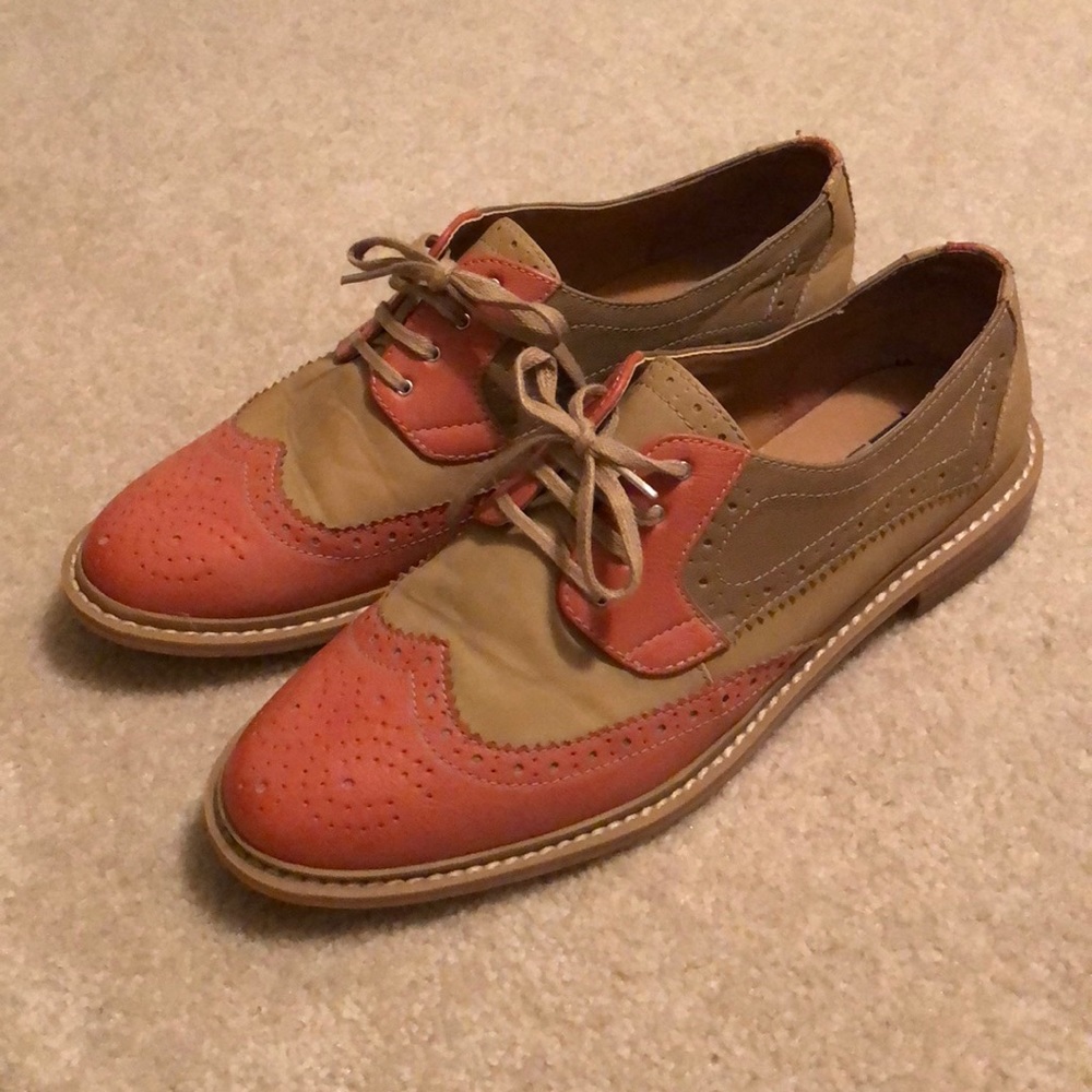 Women’s Oxford shoes